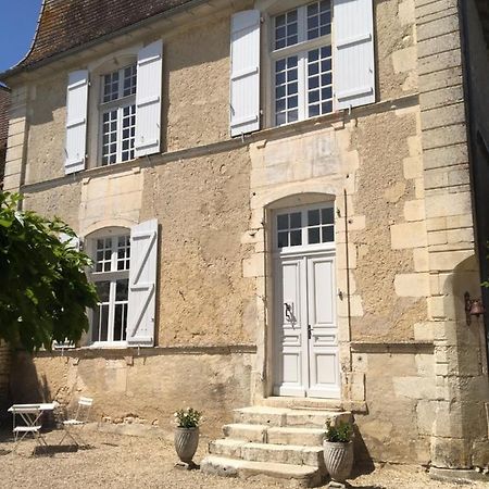 Bed and Breakfast Le Petit Logis Rouillac  Екстер'єр фото